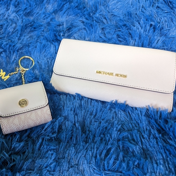4 Piece Michael Kors Set